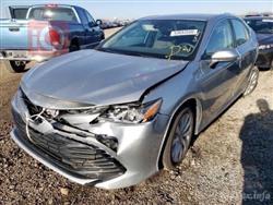 تۆیۆتا کامری